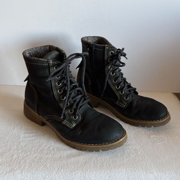 Roots leather boots - Picture 1 of 16